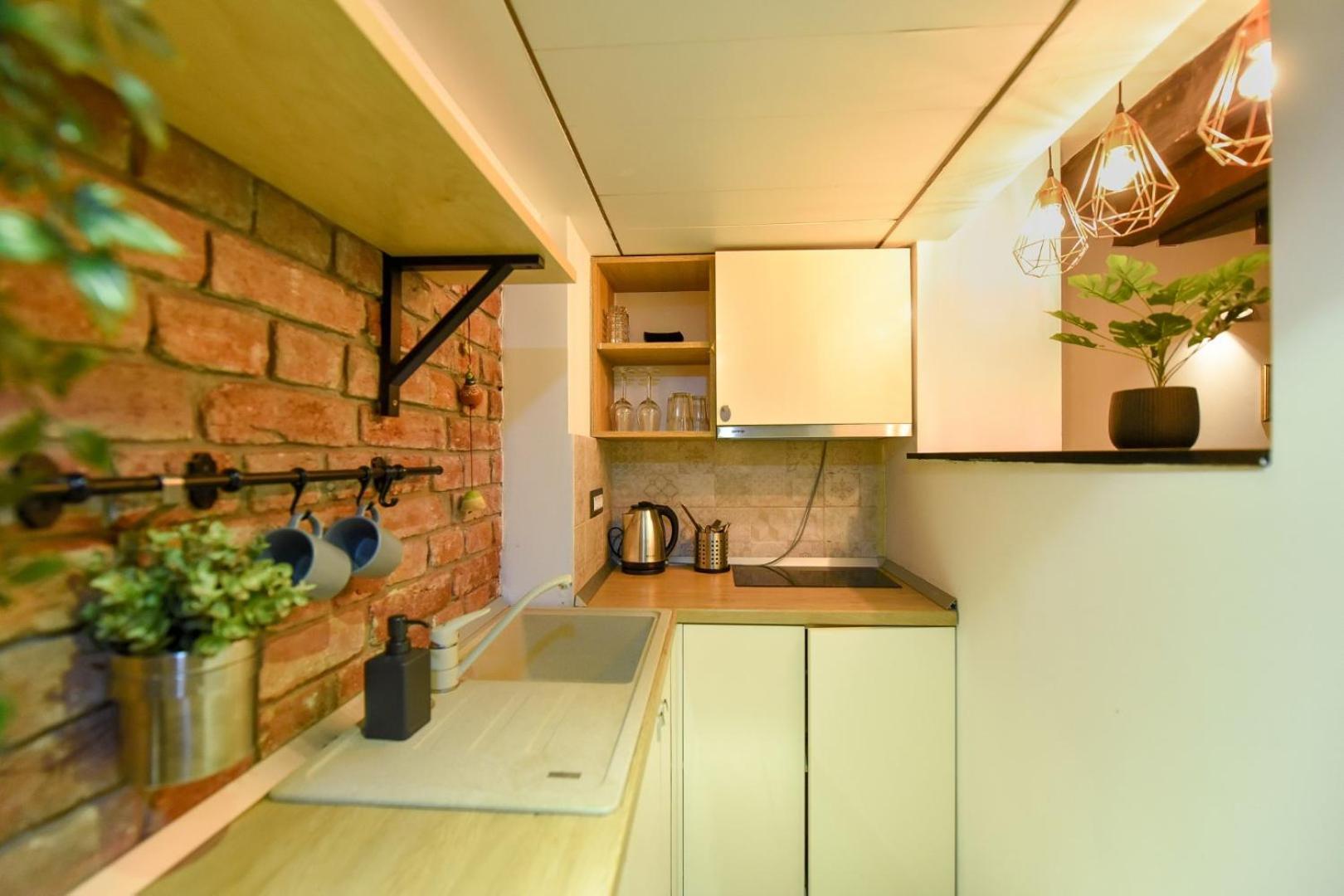 Central Comfort - Duplex-Style Studios On Regina Elisabeta 布加勒斯特 客房 照片