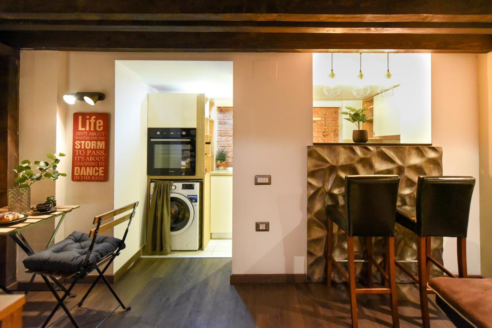 Central Comfort - Duplex-Style Studios On Regina Elisabeta 布加勒斯特 客房 照片