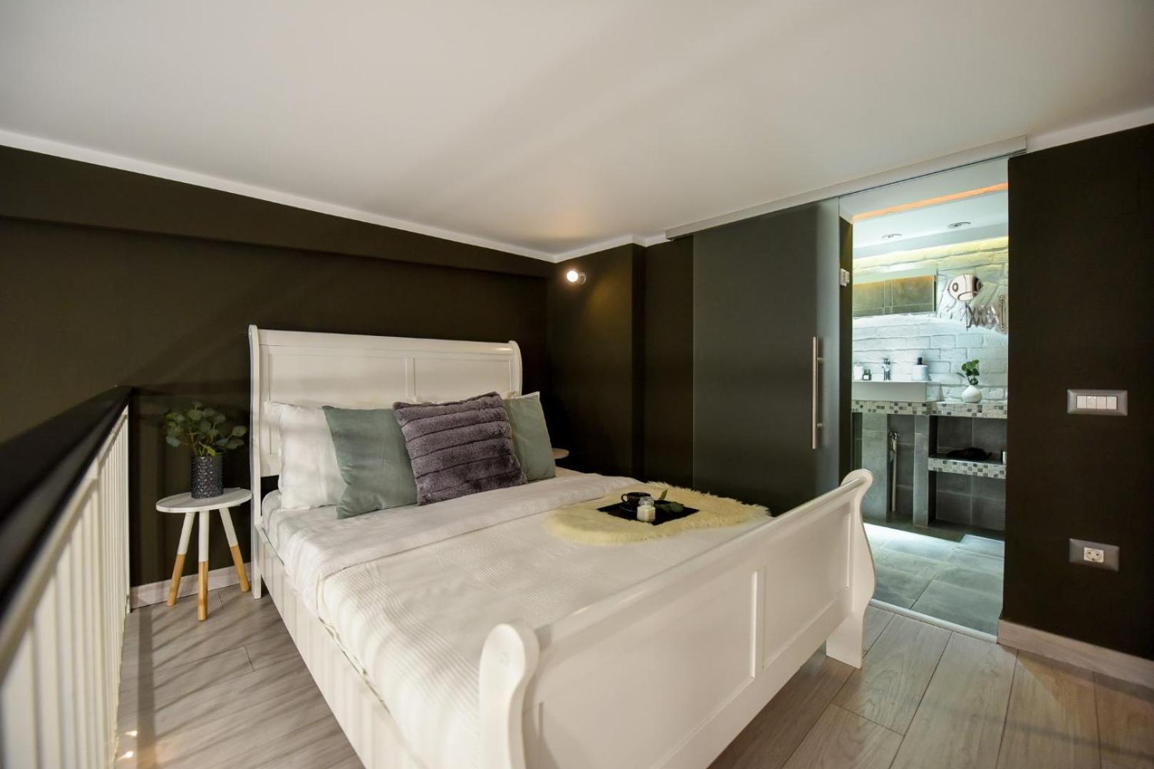 Central Comfort - Duplex-Style Studios On Regina Elisabeta 布加勒斯特 外观 照片