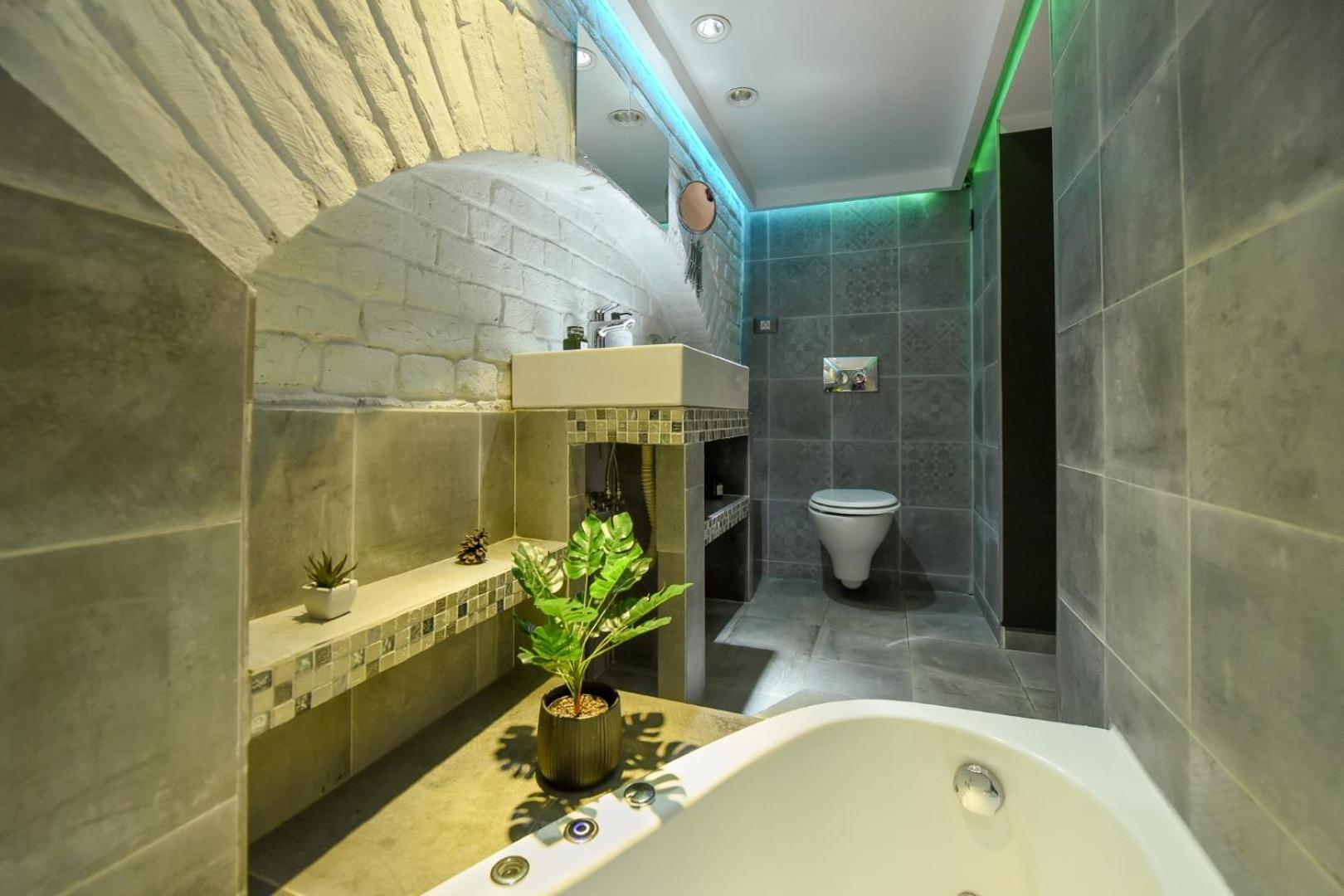 Central Comfort - Duplex-Style Studios On Regina Elisabeta 布加勒斯特 客房 照片